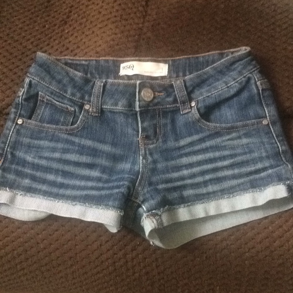 FINAL MARKDOWN Junior rsq shorts 1